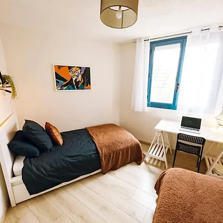 Cozy 2 Bedroom Artbnb Train Station Garage Wi-fi Apartment Toulouse